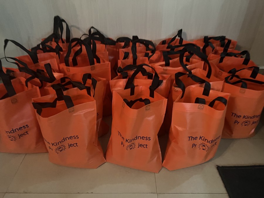 Weekly food distribution by The Kindness Project